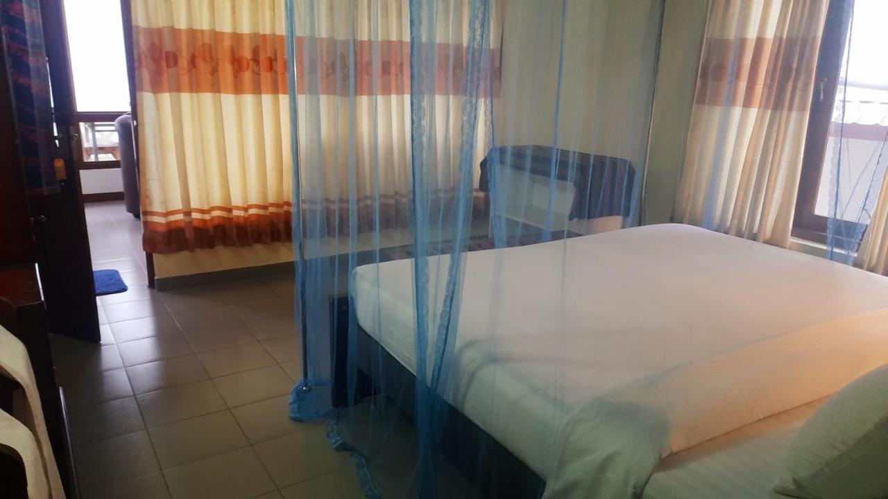 Bed and Breakfast Sitha'S Heaven Елла Екстер'єр фото