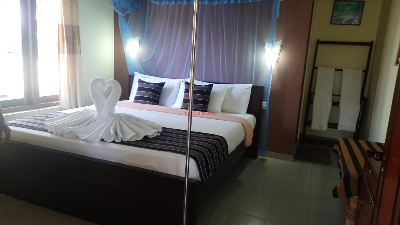 Bed and Breakfast Sitha'S Heaven Елла Екстер'єр фото